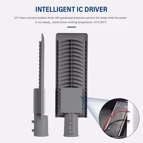 Illuminazione di inondazione del giardino stradale esterno in alluminio personalizzato all'ingrosso IP67 impermeabile 50W 100W 150W 200W Lampione stradale solare bifacciale automatico a LED tutto in uno